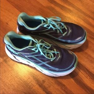 Hoka Clifton 3